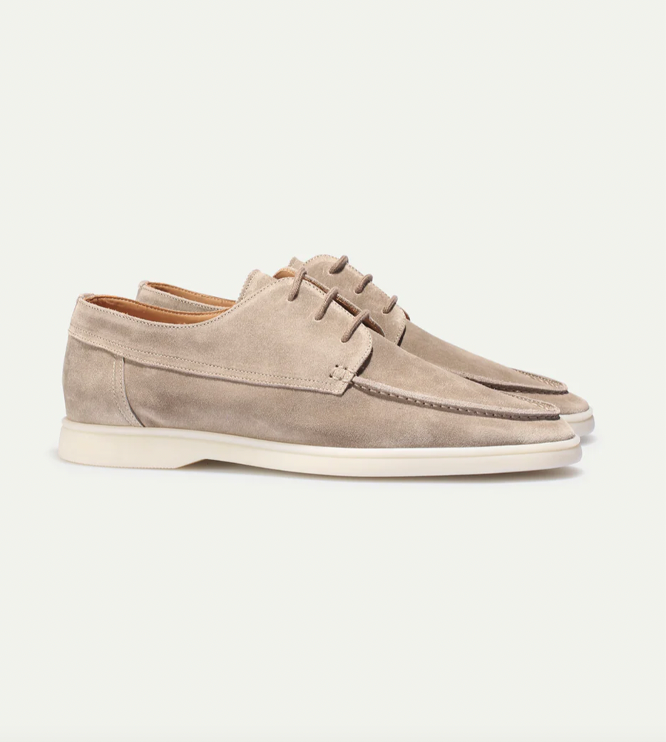Men’s Loafers with Lace Closure and Contrast Sole