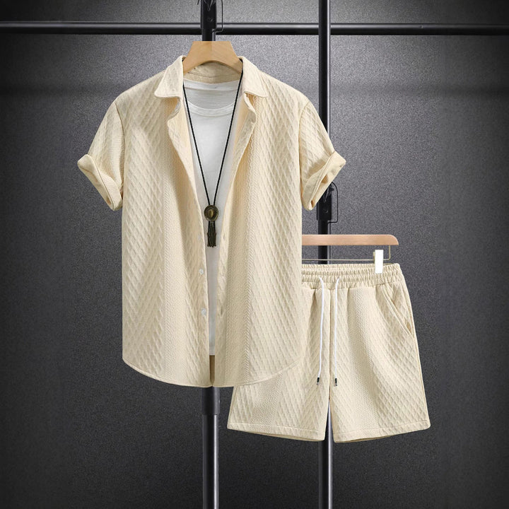 Men’s Shirt and Shorts Set with Pointed Collar