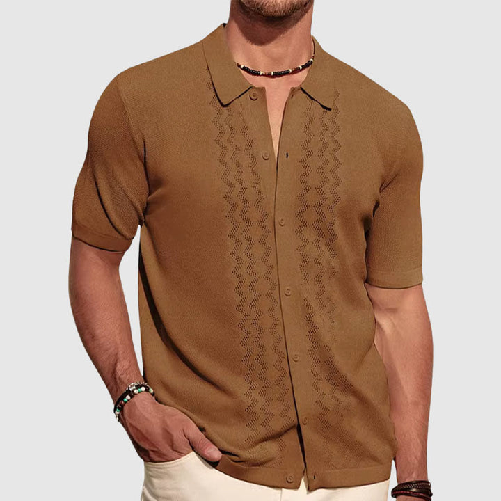 Men’s Shirt with Pointed Collar and Short Sleeve