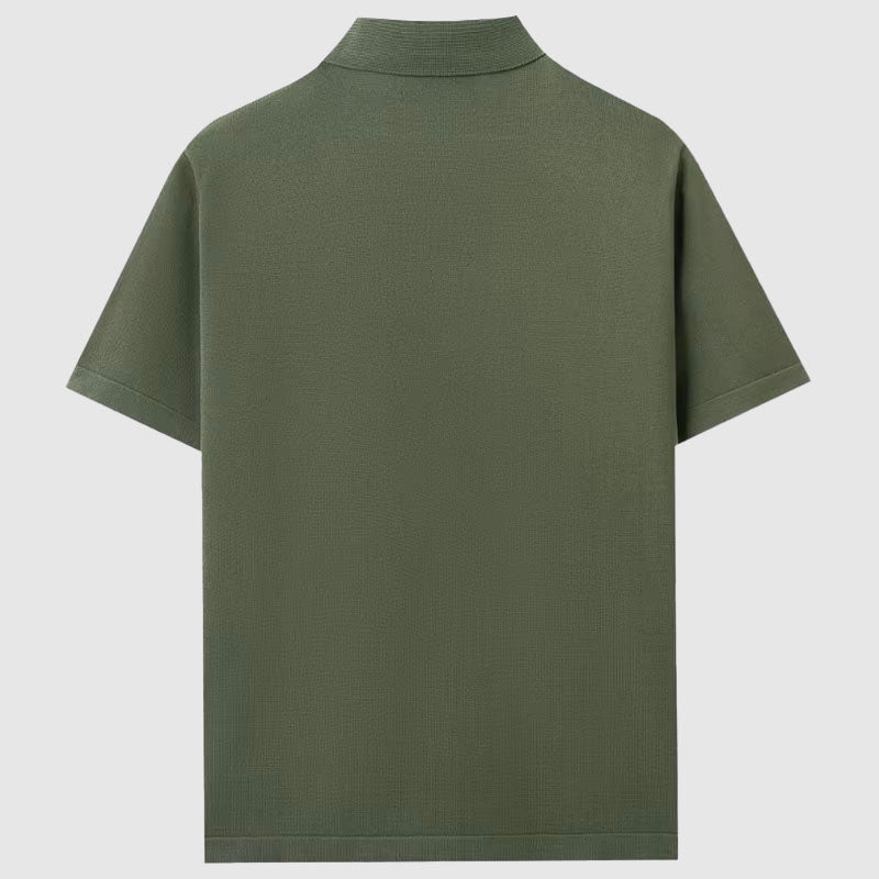 Men’s Shirt with Pointed Collar and Short Sleeve