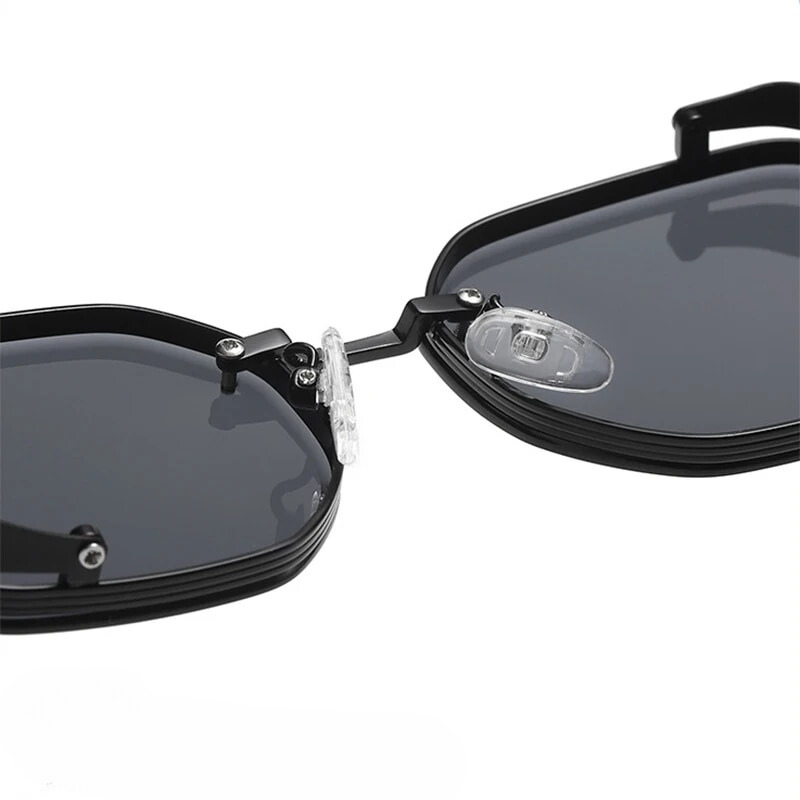 Men’s Sunglasses with Metal Accents and Round Frames