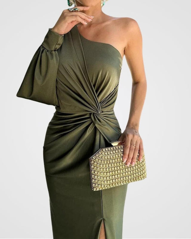 Women’s Maxi Dress with One-Shoulder Neckline and Bodycon Silhouette