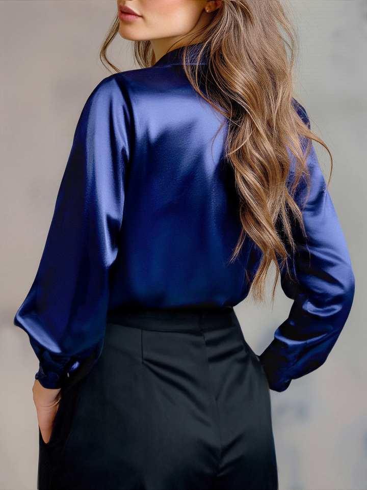 Women’s Blouse with Pointed Collar and Front Button Closure