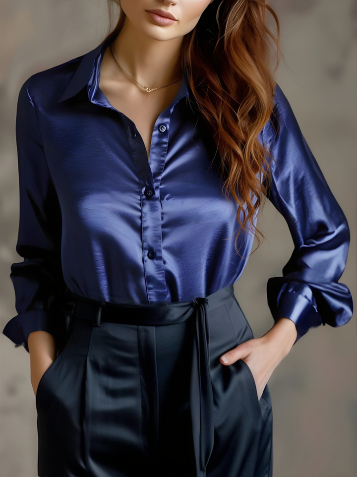 Women’s Blouse with Pointed Collar and Front Button Closure