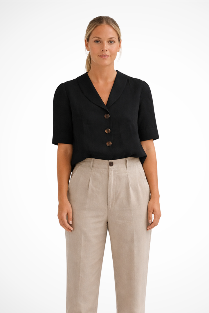 Women’s Blouse with Soft Collar and Button Front