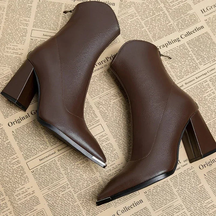 Women’s Boots with Block Heel and Pointed Toe
