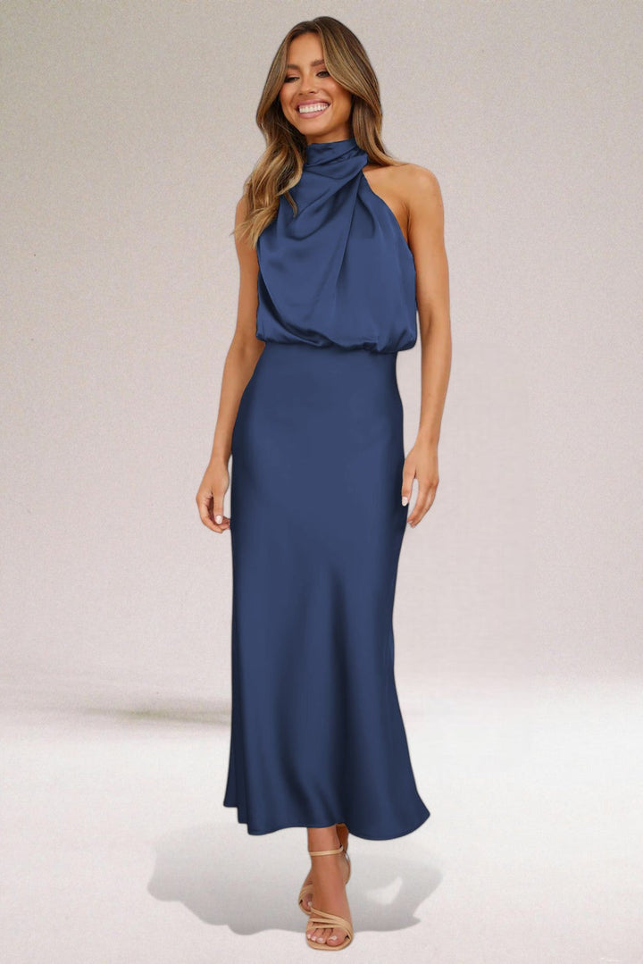 Women’s Dress with Halter Neckline and Sleeveless Bodice