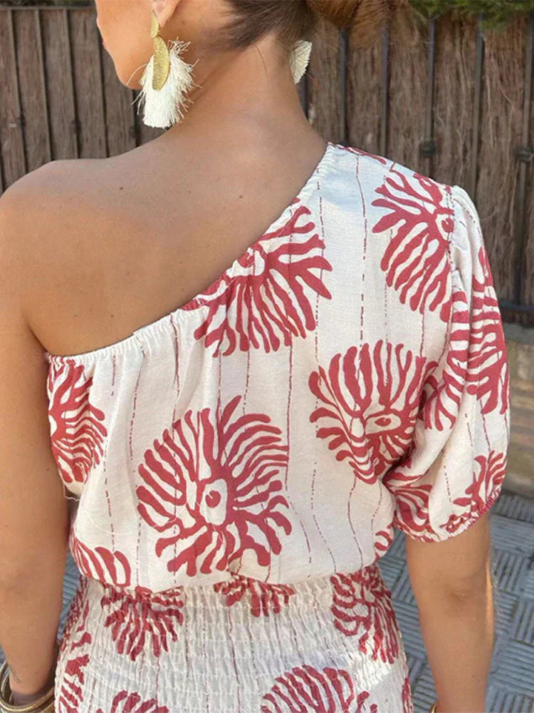 Women’s Dress with One-Shoulder Neckline and Elastic Waist