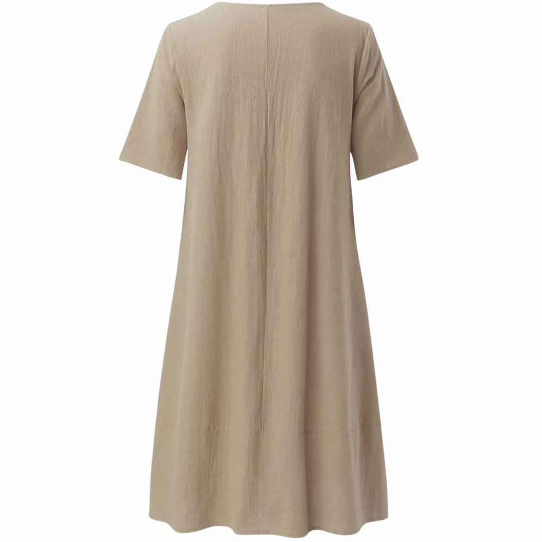 Women’s Dress with Round Neckline and Front Patch Pockets