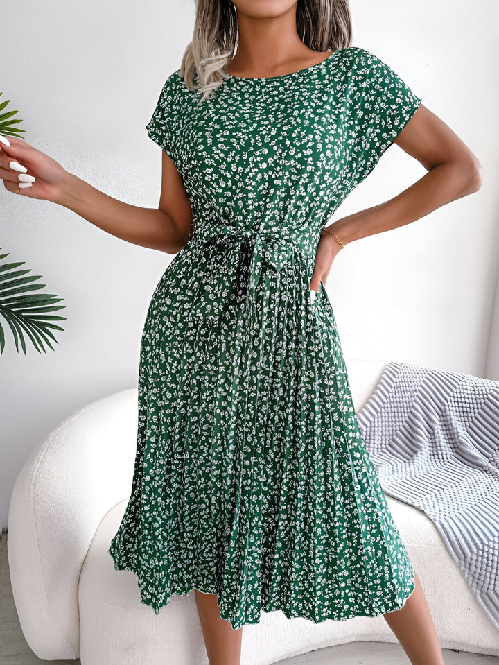 Women’s Dress with Round Neckline and Waist Tie