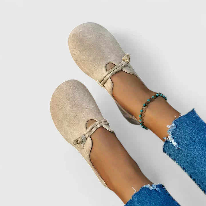 Women’s Loafers with Slip-On Design and Decorative Knot