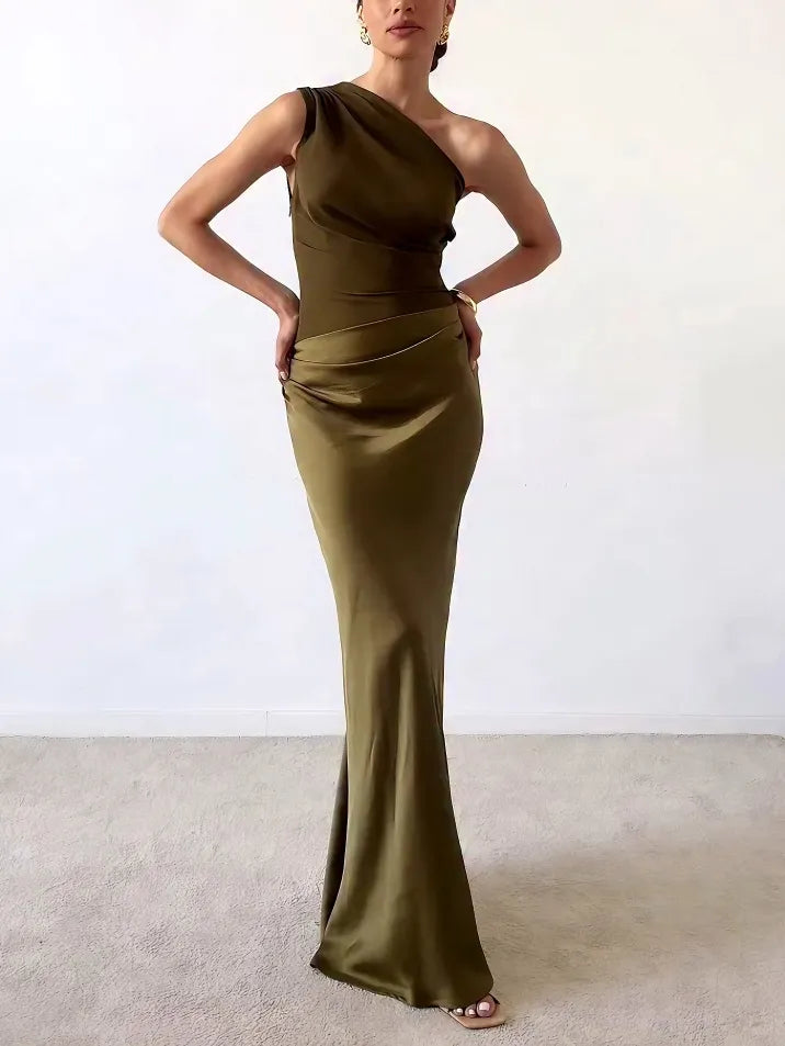 Women’s Maxi Dress with One-Shoulder Neckline and Pleated Waist