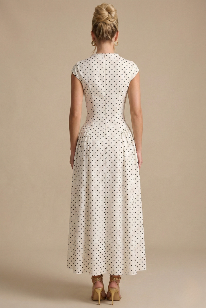 Women’s Maxi Dress with Round Neck and A-Line Skirt