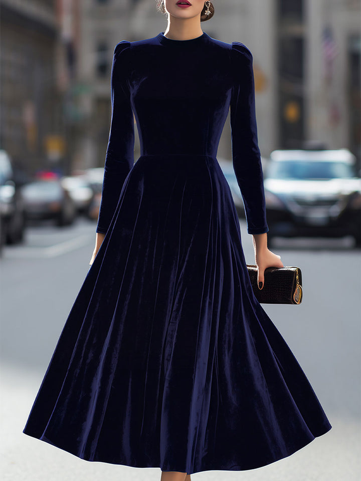 Women’s Midi Dress with Round Neckline and Long Sleeves