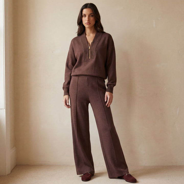 Women’s Two-Piece Set with Half-Zip Collar and Side Pockets