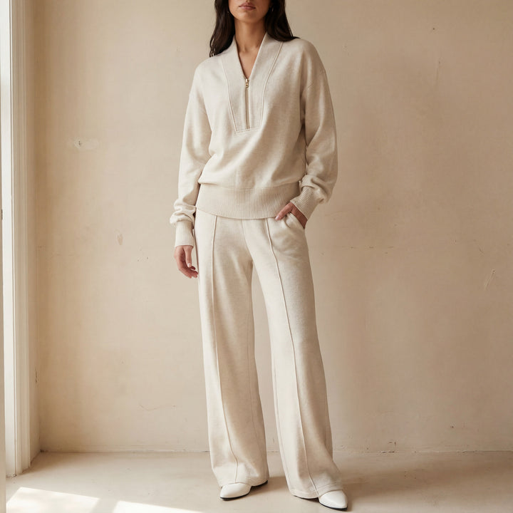 Women’s Two-Piece Set with Half-Zip Collar and Side Pockets
